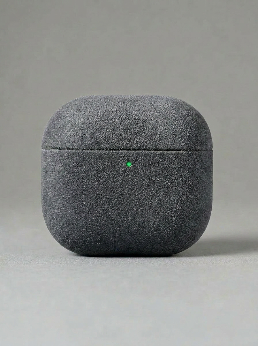 REVVS AirPods Case – Alcantara